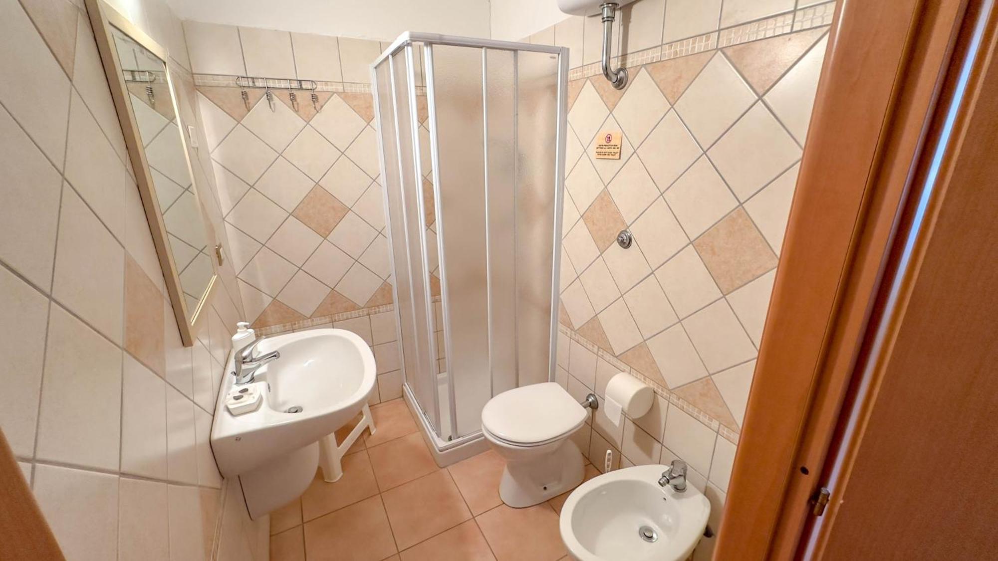 Su Recreu 'E Mare Hotell Bosa Marina Eksteriør bilde