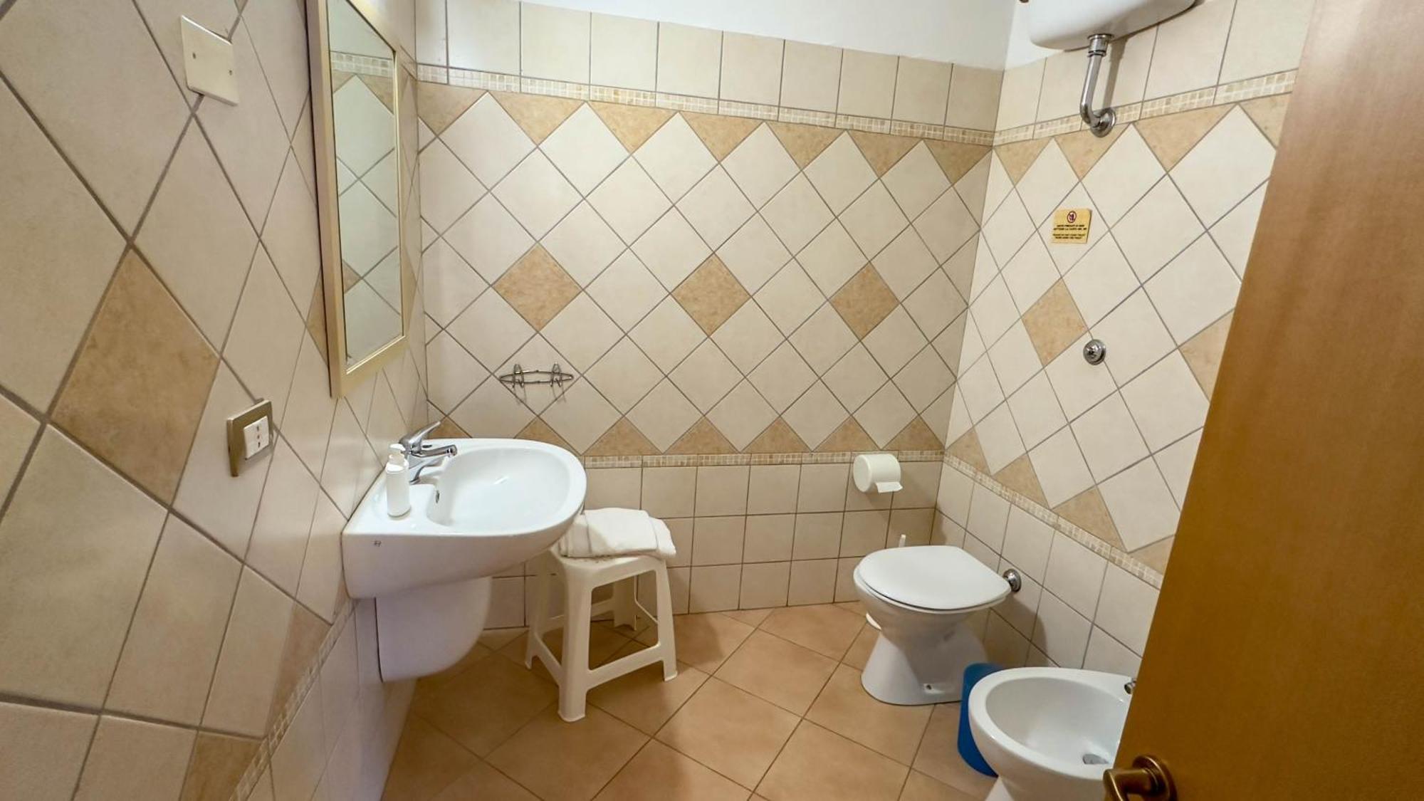 Su Recreu 'E Mare Hotell Bosa Marina Eksteriør bilde